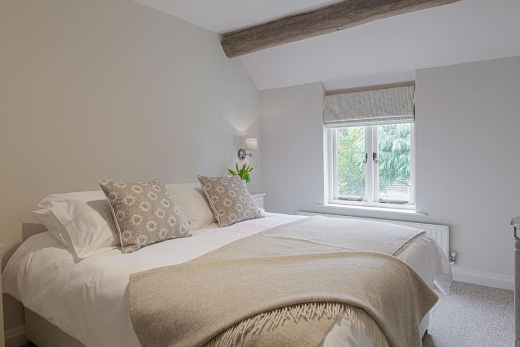 East Barn Cottage - Refurbished Barn Conversion! Weston Subedge Exterior photo