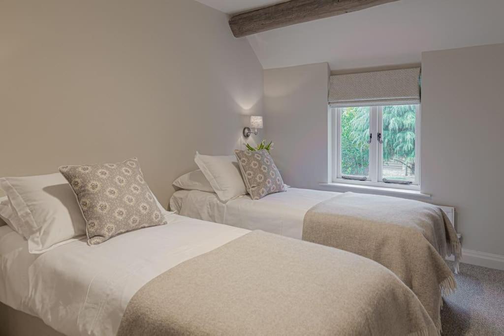 East Barn Cottage - Refurbished Barn Conversion! Weston Subedge Exterior photo